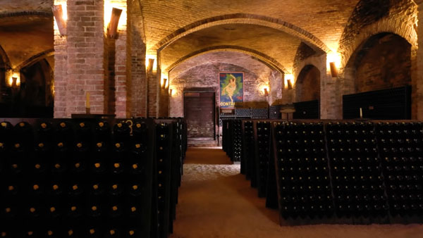 Il viaggio di Chef Alessandro Borghese nelle terre dell'Asti Docg - Canelli